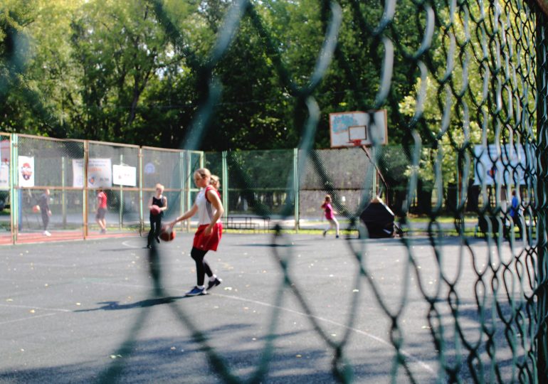 А у нас во дворе: тестируем 5 воркаут-площадок в Самаре