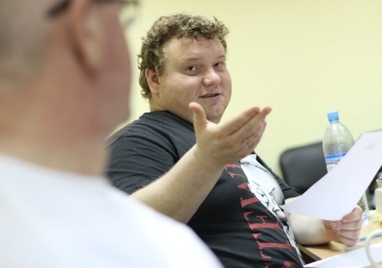 Дмитрий Колчин поблагодарил самарских медиков за борьбу с COVID-19