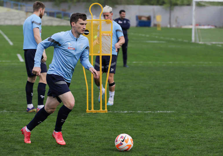 «Крылья Советов» продолжают подготовку к матчу с «Краснодаром»