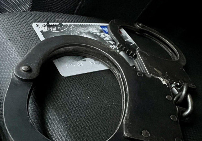 В Самаре полицейские пресекли попытку сбыта наркотических веществ