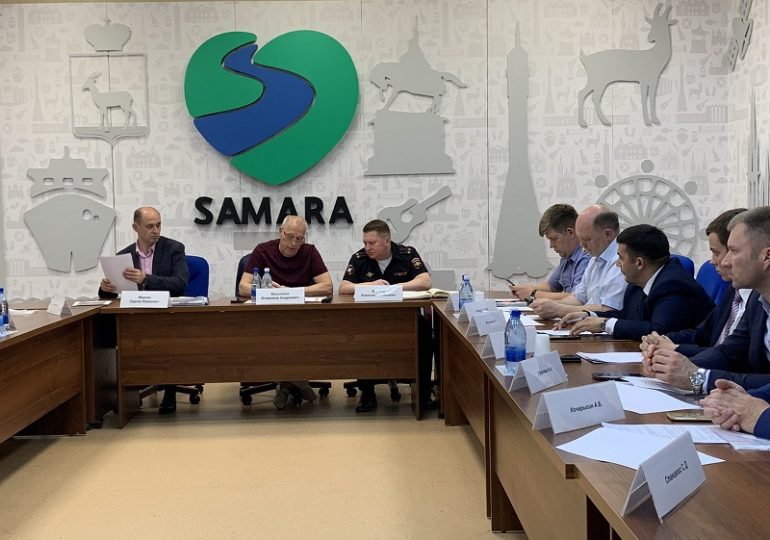 В администрации Самары обсудили ликвидацию очагов аварийности на дорогах и другие меры для повышения безопасности движения