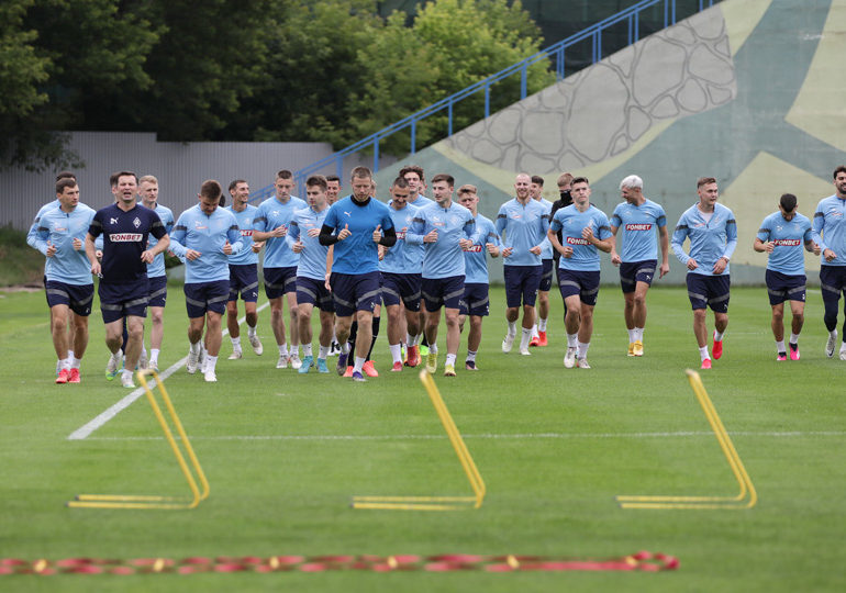 «Крылья Советов» вышли из отпуска