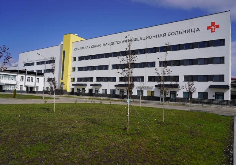 Михаил Мурашко и Дмитрий Азаров открыли новый корпус детской инфекционной больницы в Самаре