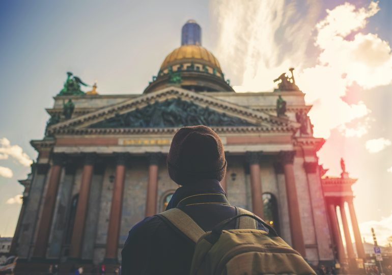 Туроператоров могут освободить от уплаты НДС при продаже путёвок по России