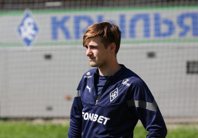 В «Крылья Советов» перешел футболист Егор Ушаков