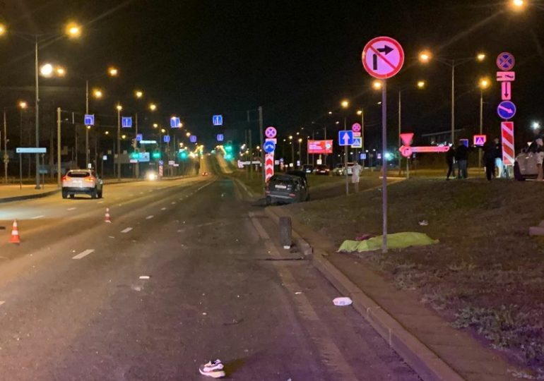 В Самаре на Московском шоссе погиб водитель иномарки