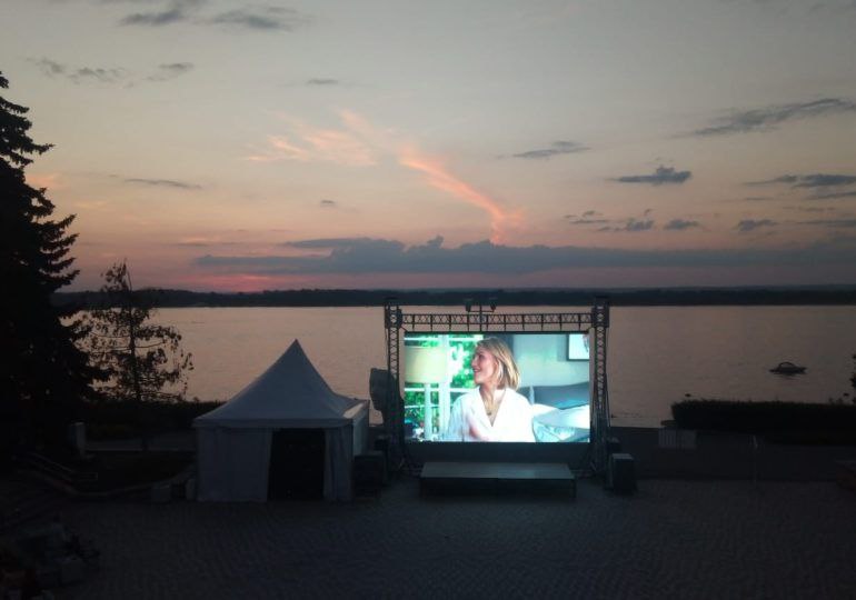 Публикуем расписание открытого кинотеатра на самарской набережной с 13 по 17 сентября