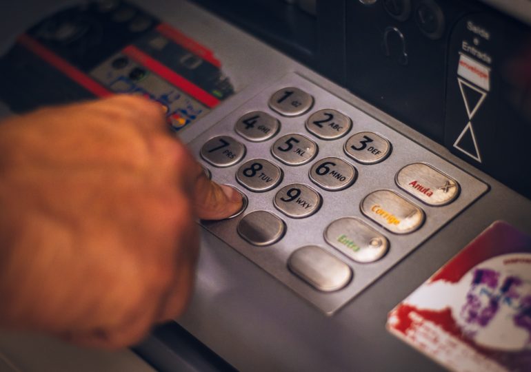В Самаре женщина попалась на уловки мошенников и лишилась 3,5 млн рублей