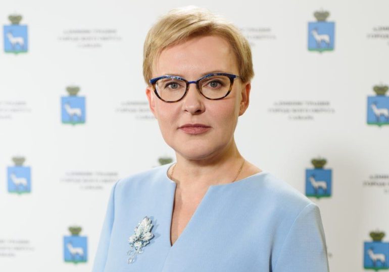 Елена Лапушкина поздравила самарцев с Днем пожилого человека