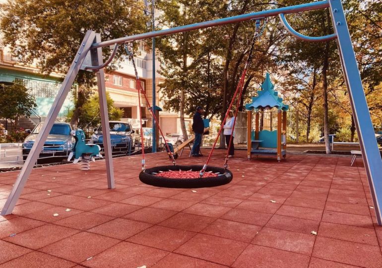 В рамках губернаторского проекта «СОдействие» в Самаре благоустроили двор на Молодогвардейской