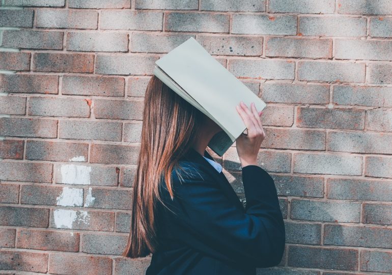 Россияне уверены, что студенты дневного отделения должны работать только по специальности