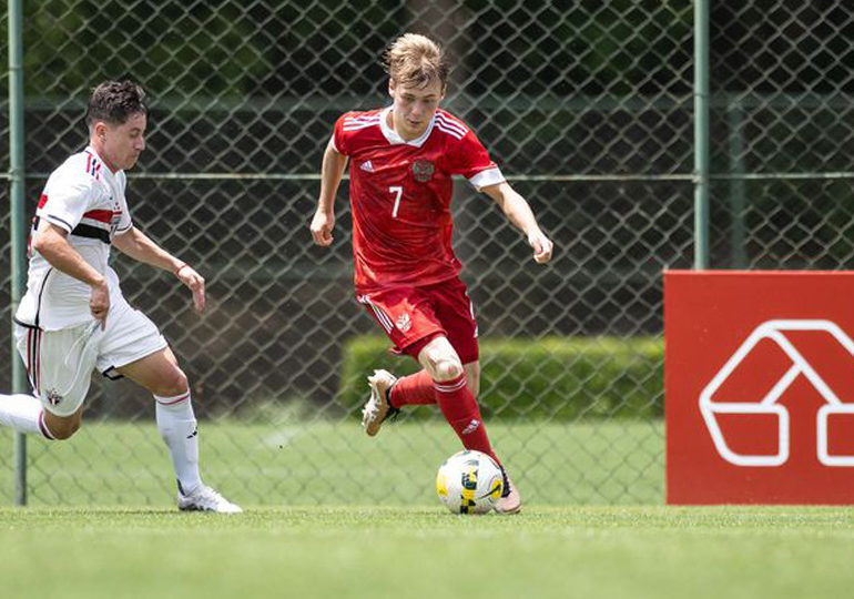 Полузащитника «Крыльев Советов» Никиту Салтыкова вызвали в молодежную сборную России