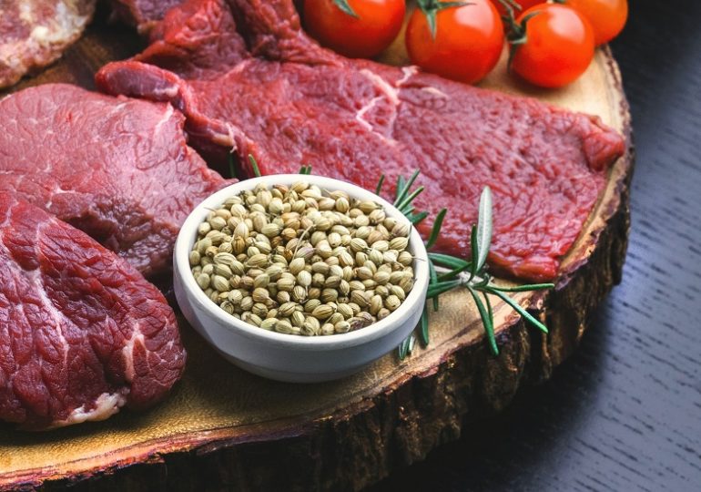 Диетолог предупредил об опасности сыроедения