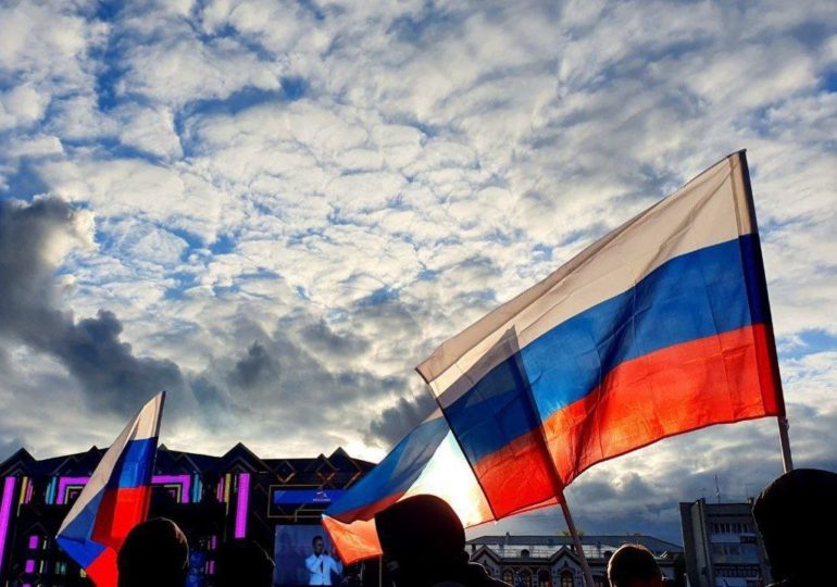 Глава Самары Елена Лапушкина поздравила горожан с Днем народного единства