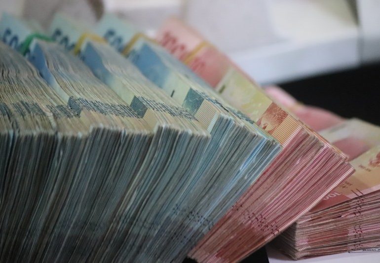 В Самаре мужчина лишился 400 тысяч рублей при «спасении» номера мобильного телефона