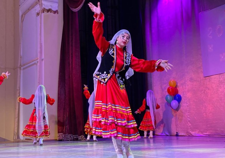 В Самаре в фестивале «Радуга талантов» принимают участие 12 национальных коллективов региона