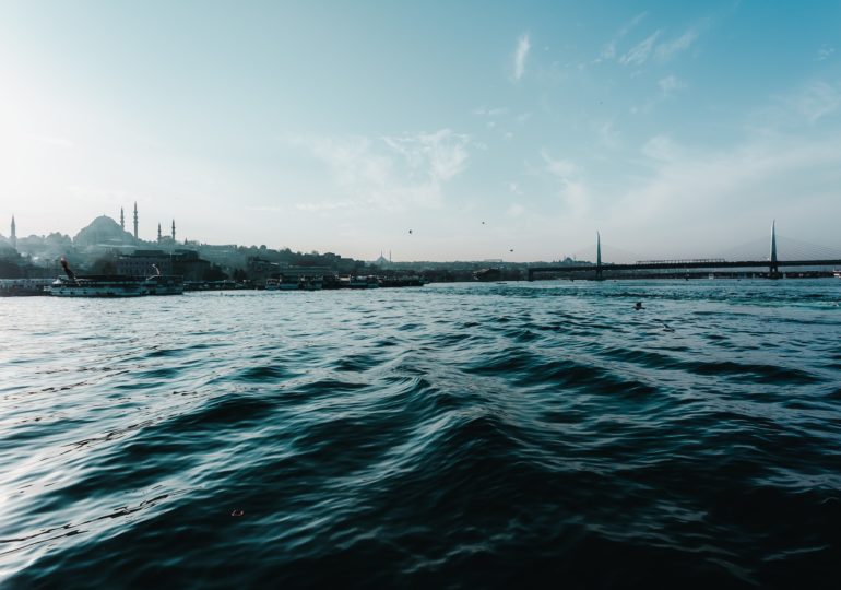 Цены на отдых в некоторых популярных отелях Турции снизились на треть