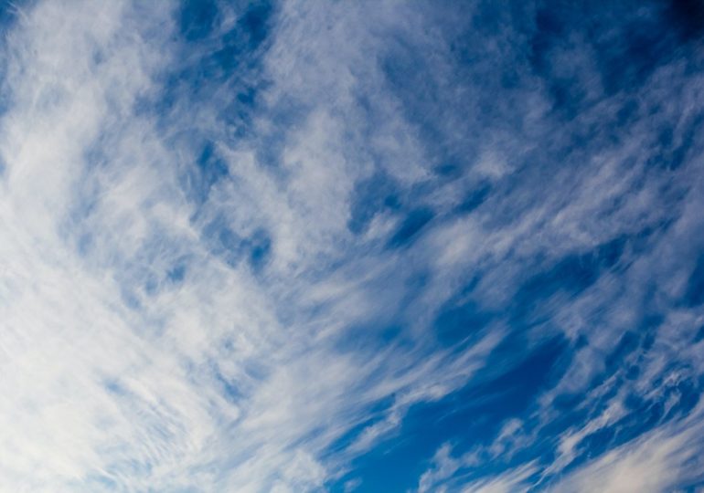 Жителей Самарской области предупредили о сильном ветре и гололедице