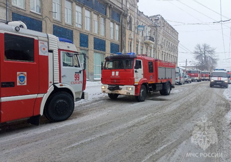 В Самаре произошел пожар в здании на Некрасовской