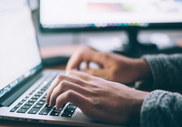 Управление Федеральной службы по надзору в сфере связи, информационных технологий и массовых коммуникаций информирует о необходимости направить уведомление об обработке персональных данных