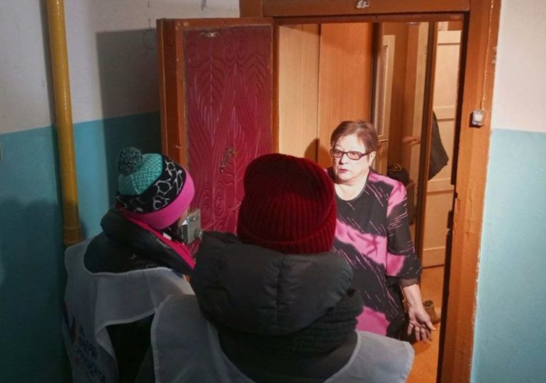 В Самаре сотрудники участковых комиссий обходят самарцев для информирования о выборах президента