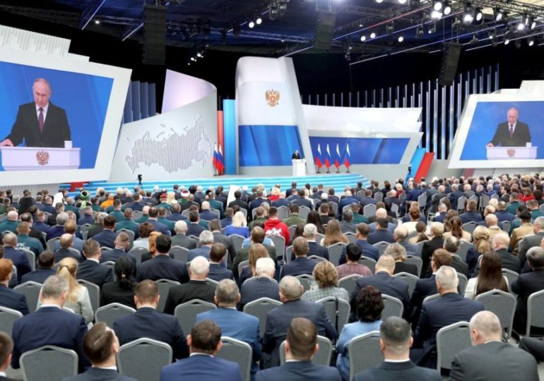 Елена Лапушкина поделилась впечатлениями от послания президента России Владимира Путина Федеральному собранию