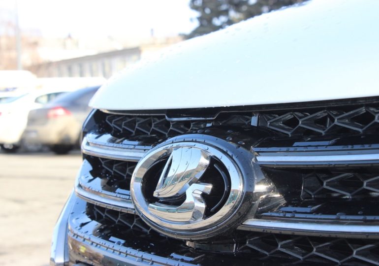 До конца дня у жителей Самарской области есть шанс выиграть автомобиль и ценные призы в викторине «За родное – за свое»