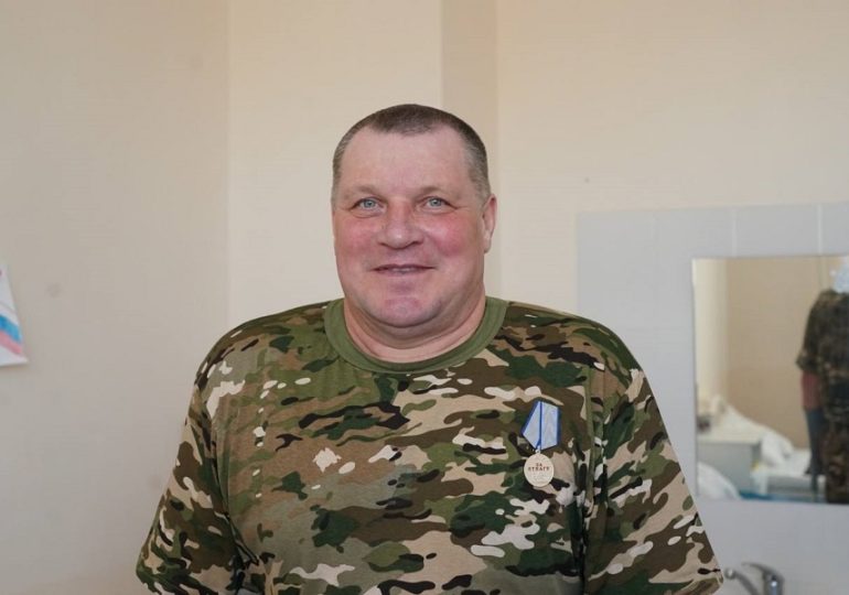 В Самаре участнику СВО вручили медаль «За отвагу»