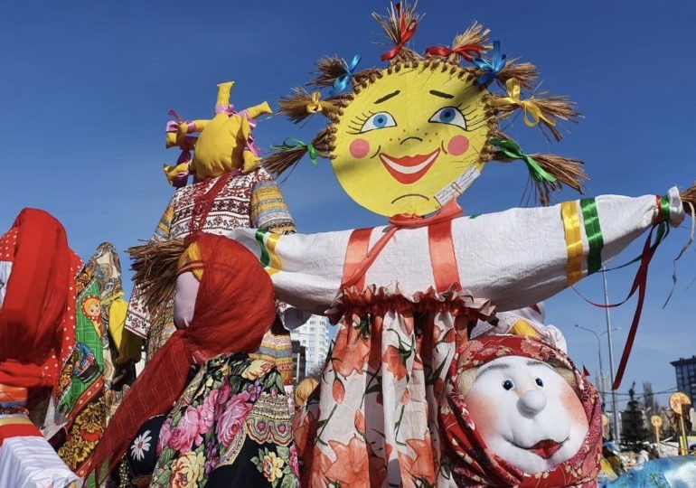 Самарцев приглашают на праздничную программу «Эх, блин, масленица!»