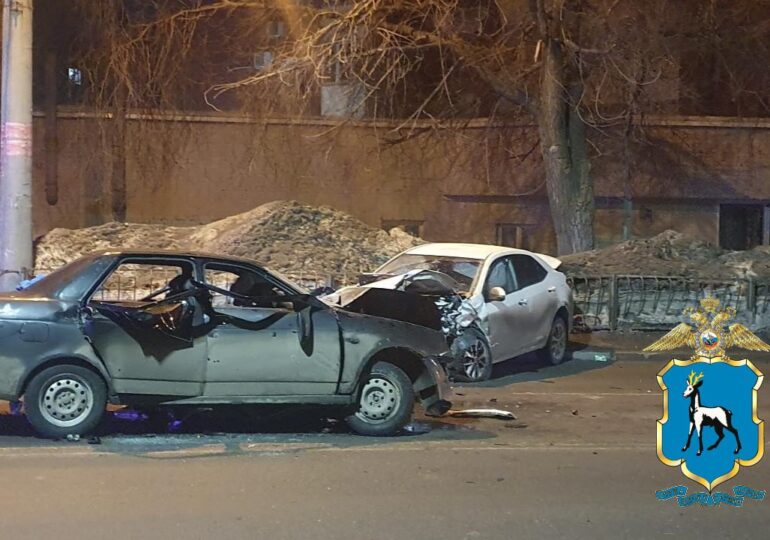 В Самаре на улице Стара-Загора в ДТП пострадали четыре человека