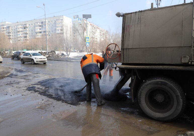 В Самаре аварийно-ямочный ремонт дорог выполнили на 36 участках