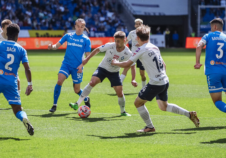 «Крылья Советов» уступили «Динамо» со счетом 4:1