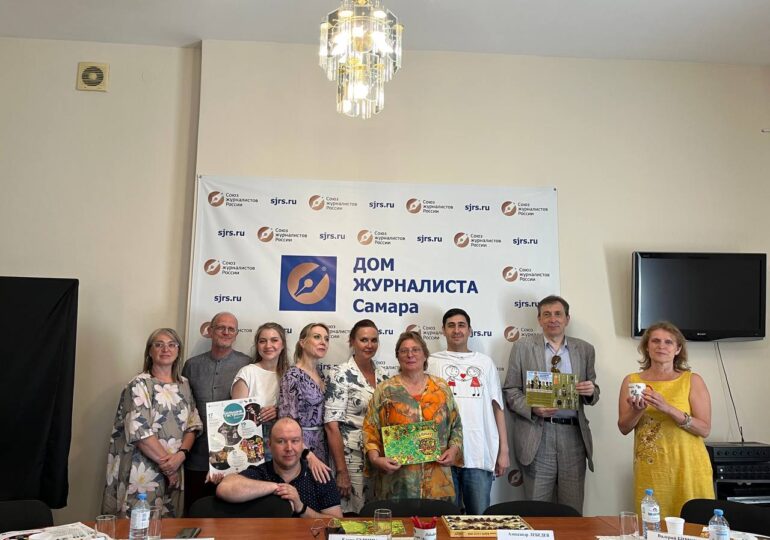 В Самарском Доме журналиста состоялась пресс-конференция Новосибирского театра «На левом»