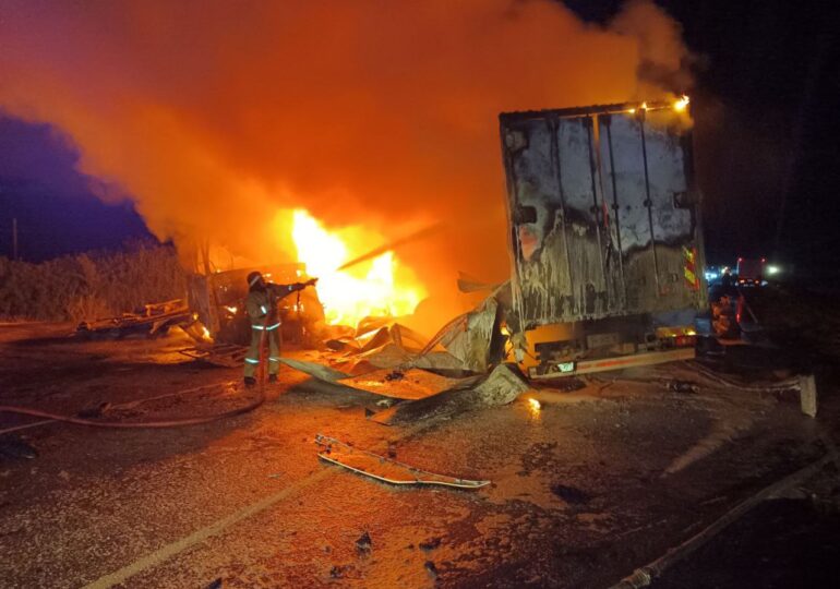 В результате аварии в Красноярском районе погибло два человека