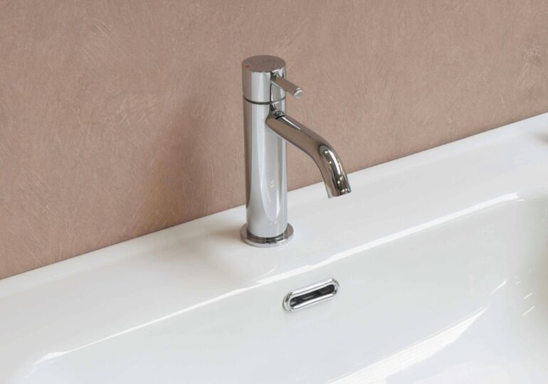 В Самаре устраняют последствия коммунальной аварии в Ленинском районе