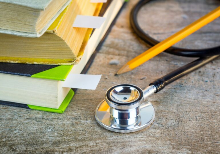 Правительство увеличит количество бюджетных мест в медицинских университетах