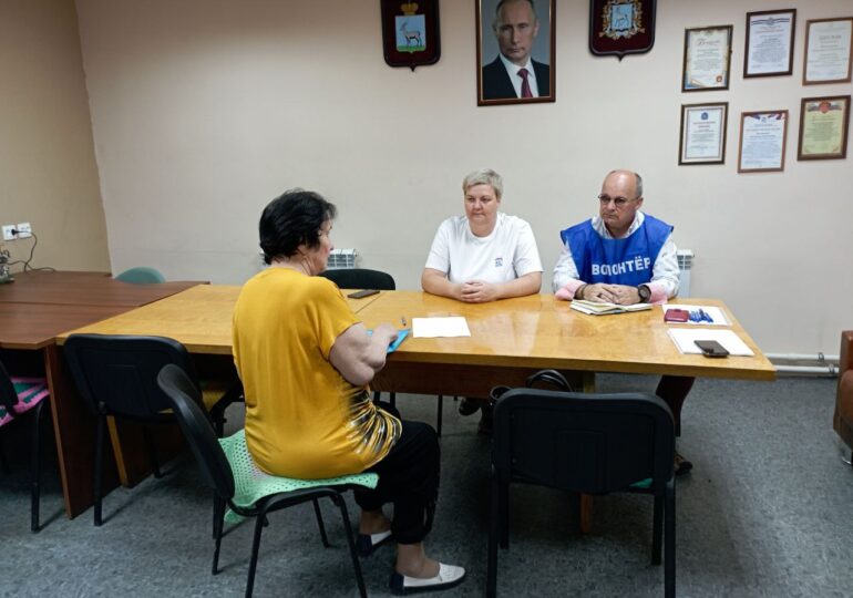 В Самаре продолжается работа пунктов по приему обращений граждан к Вячеславу Федорищеву