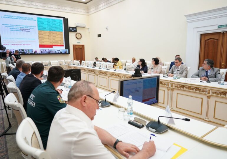 Вячеслав Федорищев проводит совещание по подготовке объектов коммунального комплекса к отопительному сезону