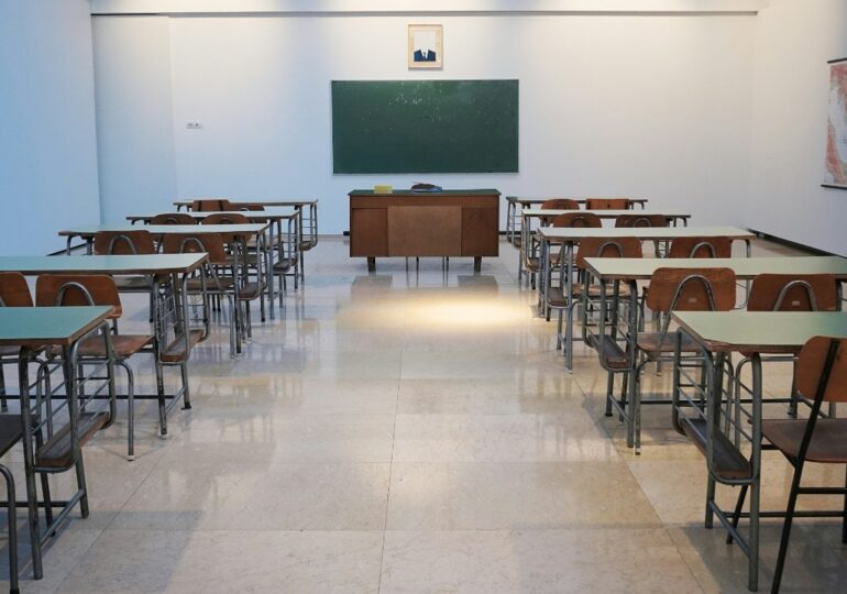 Свыше 116 тыс. выпускников решили пересдать экзамены по новому порядку