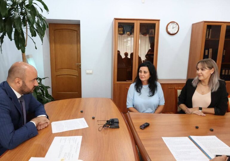 Вячеслав Федорищев проводит прием жителей Самарской области