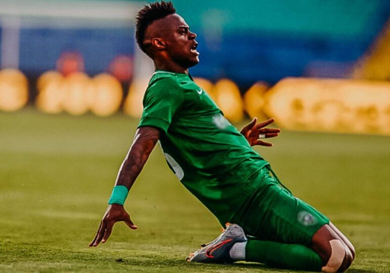 К составу «Акрона» присоединился конголезский форвард Мавис Чибота