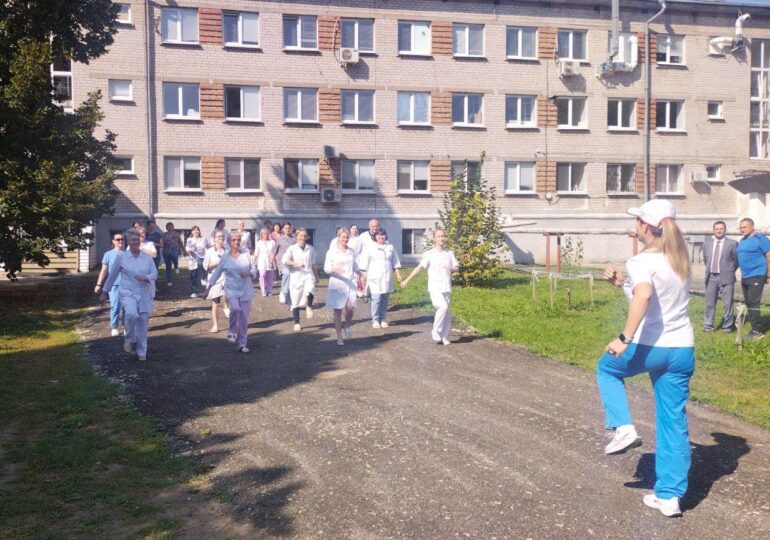 В Самаре реализуют проект по проведению производственной гимнастики «Зарядись»