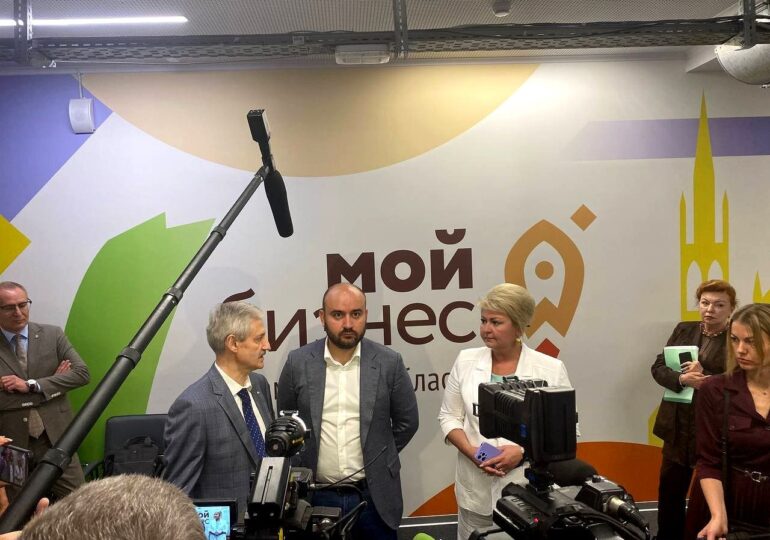 Вячеслав Федорищев и Екатерина Сморода посетили Центр общественного наблюдения за выборами