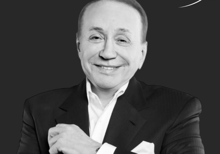 Скончался телеведущий Александр Масляков