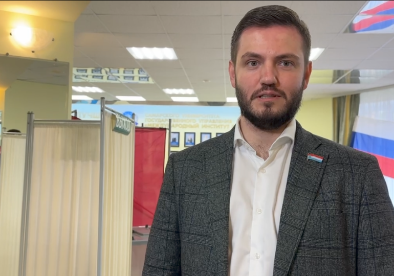 Депутат городской думы Павел Чумак проголосовал на выборах губернатора Самарской области