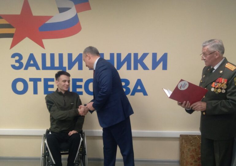 Более полусотни самарских военнослужащих получили сегодня удостоверения ветеранов боевых действий