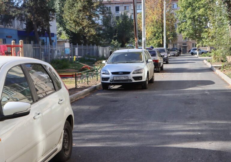 В Кировском районе Самары заканчивают ремонтировать внутриквартальные дороги