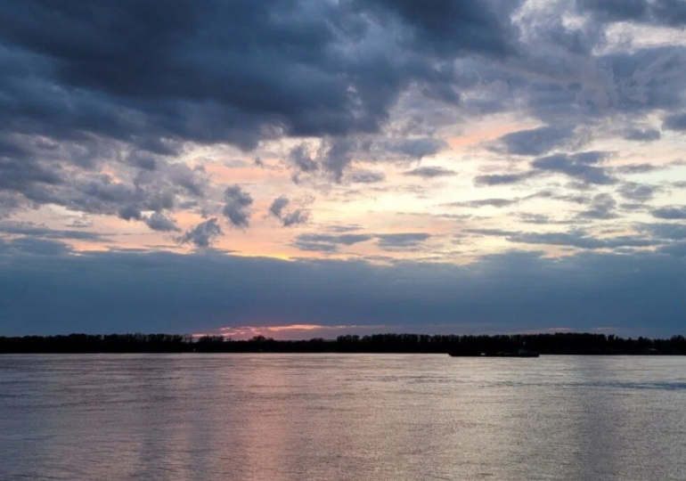 В Самарской области температура воды в Волге на 3,7 градусов выше нормы