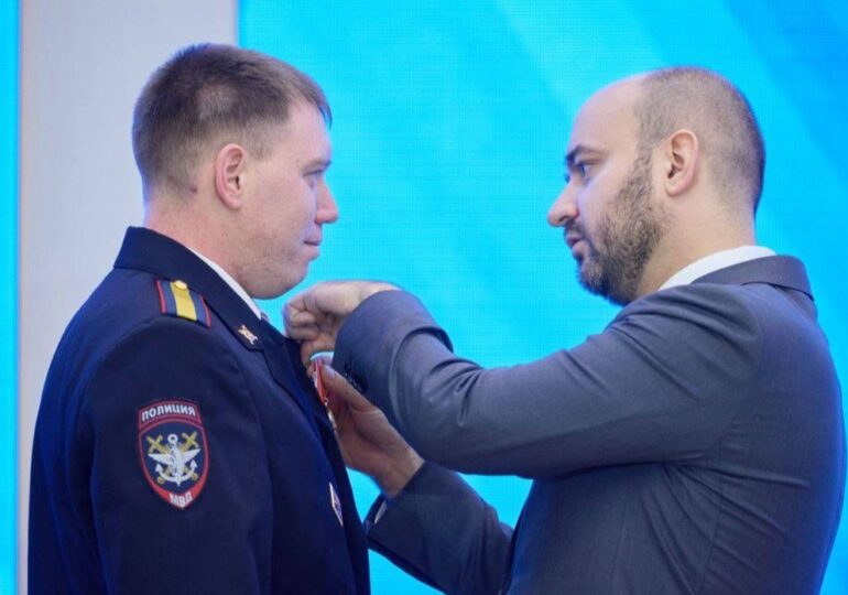 Вячеслав Федорищев вручил государственные награды сотрудникам силовых ведомств Самарской области