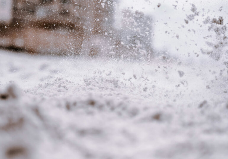 Из-за сильного снега в Самарской области объявили желтый уровень опасности